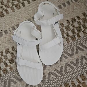 TEVA White Sandals with Adjustable Straps
